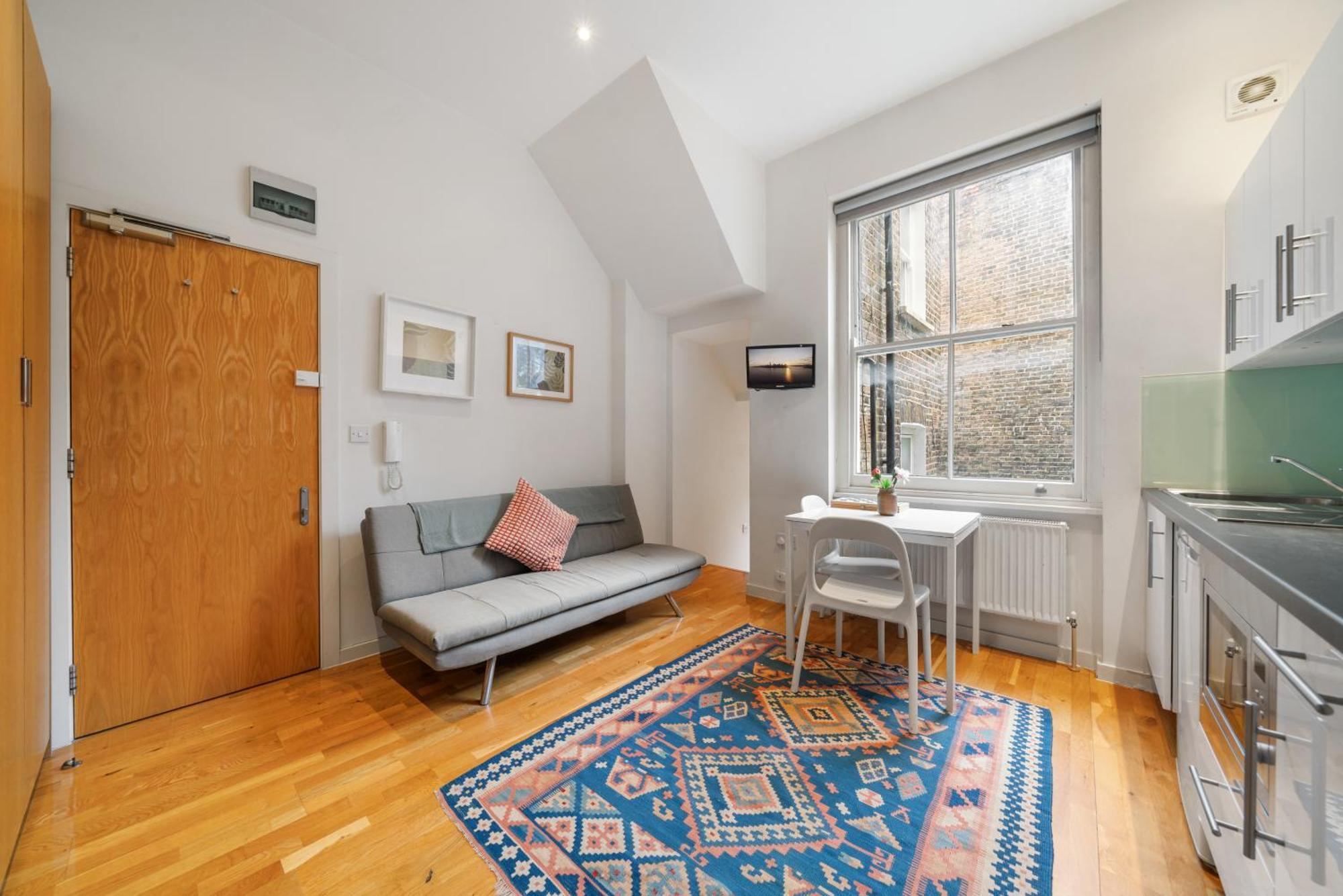 Bright And Airy One Bedroom Condo, Olympia, Kensington London Eksteriør billede
